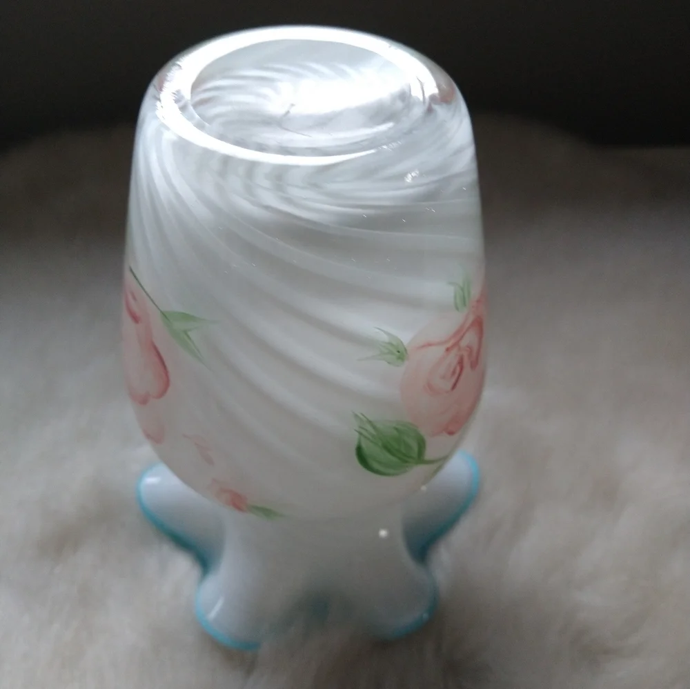 Vintage Fenton Aqua Crest‎ Vase White Swirl Glass Hand Painted Roses 6